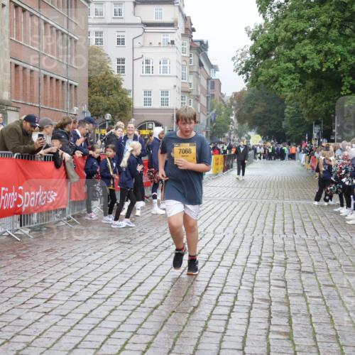 13.09.2026 - Kiel Lauf Yannick Fuchs http://msf.ph/oto/10408665 13.09.2026 09:04:36 Ziel 8583, 2193, 2670, 8088, 7068, 2193 meine-sportfotos.de