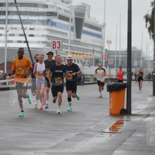 13.09.2026 - Kiel Lauf Andreas Tolksdorf http://msf.ph/oto/10408691 13.09.2026 11:41:23 Kiellinie 6871, 3, 10494, 12309, 2 meine-sportfotos.de