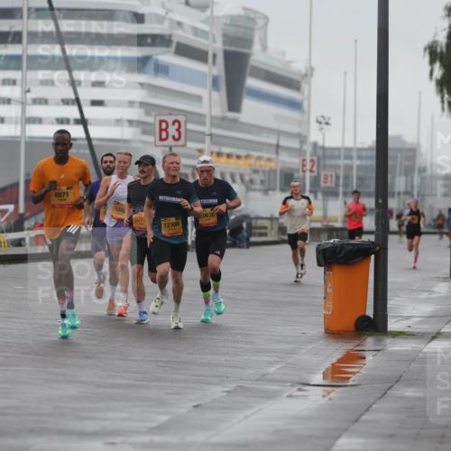 13.09.2026 - Kiel Lauf Andreas Tolksdorf http://msf.ph/oto/10408699 13.09.2026 11:41:23 Kiellinie 3, 6871, 1045, 0638, 1097, 12309, 8, 2 meine-sportfotos.de
