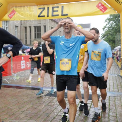 13.09.2026 - Kiel Lauf Yannick Fuchs http://msf.ph/oto/10408786 13.09.2026 10:36:41 Ziel 229, 1534, 1584, 2095, 2571, 2966, 4692, 5045, 5541, 5574, 6309, 7177, 7312, 8494, 9352, 9554, 11113, 12104, 1003, 1278, 1477, 1653, 2286, 2380, 2425, 2541, 4029, 4078, 4172, 4971, 5466, 6763, 7158, 7252, 7920, 8224, 8242, 8554, 8579, 8743, 8923, 9201, 10045, 10075, 10852, 10860, 11145, 11662, 12022, 990, 1211, 4464, 4928, 8055, 8099, 8760, 9289, 9657, 10317, 10608, 11619, 11867, 867, 1321, 2541, 3634, 4889, 5947, 6634, 6957, 8224 meine-sportfotos.de
