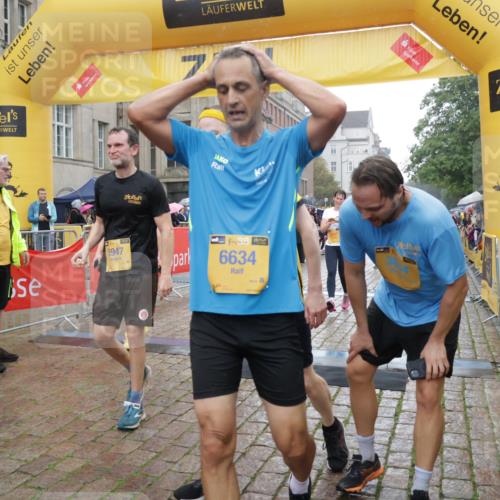 13.09.2026 - Kiel Lauf Yannick Fuchs http://msf.ph/oto/10408799 13.09.2026 10:36:41 Ziel 229, 1534, 1584, 2095, 2571, 2966, 4692, 5045, 5541, 5574, 6309, 7177, 7312, 8494, 9352, 9554, 11113, 12104, 1003, 1278, 1477, 1653, 2286, 2380, 2425, 2541, 4029, 4078, 4172, 4971, 5466, 6763, 7158, 7252, 7920, 8224, 8242, 8554, 8579, 8743, 8923, 9201, 10045, 10075, 10852, 10860, 11145, 11662, 12022, 990, 1211, 4464, 4928, 8055, 8099, 8760, 9289, 9657, 10317, 10608, 11619, 11867, 867, 1321, 2541, 3634, 4889, 5947, 6634, 6957, 8224 meine-sportfotos.de