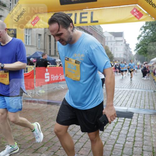 13.09.2026 - Kiel Lauf Yannick Fuchs http://msf.ph/oto/10408808 13.09.2026 10:36:43 Ziel 229, 1534, 1584, 2095, 2571, 2966, 4464, 4692, 5541, 5574, 6309, 7177, 7312, 8494, 8760, 9352, 9554, 11113, 11619, 12104, 1003, 1278, 1477, 1584, 1653, 2095, 2286, 2380, 2425, 4029, 4078, 4172, 4971, 5045, 5466, 6763, 7158, 7252, 7920, 8224, 8242, 8554, 8579, 8743, 8923, 9201, 10045, 10075, 10852, 10860, 11113, 11145, 12022, 990, 1211, 4928, 8055, 8099, 8390, 8391, 9289, 9657, 10317, 10608, 11867, 11883, 867, 1321, 2541, 3634, 4889, 4971, 5947, 8224 meine-sportfotos.de