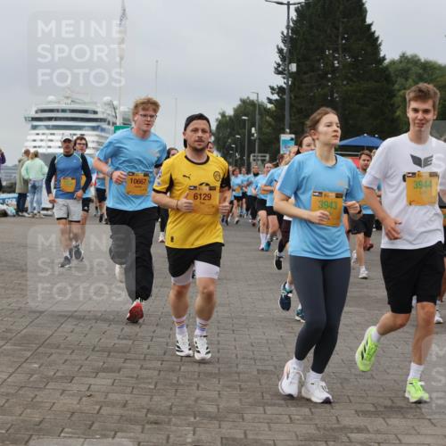 13.09.2026 - Kiel Lauf Andreas Tolksdorf http://msf.ph/oto/10408821 13.09.2026 10:00:34 Kiellinie 10667, 6129, 39, 3943, 38, 3944, 6339 meine-sportfotos.de