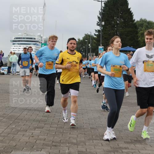 13.09.2026 - Kiel Lauf Andreas Tolksdorf http://msf.ph/oto/10408827 13.09.2026 10:00:34 Kiellinie 10667, 129, 39, 3943, 3944 meine-sportfotos.de