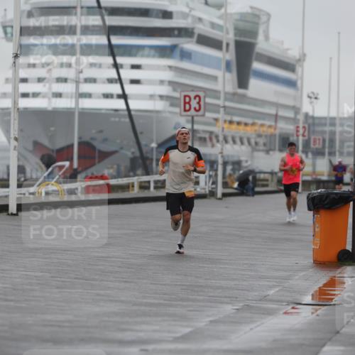 13.09.2026 - Kiel Lauf Andreas Tolksdorf http://msf.ph/oto/10408830 13.09.2026 11:41:29 Kiellinie 3 meine-sportfotos.de