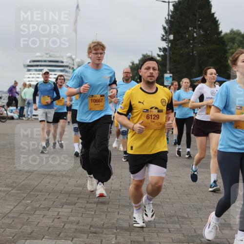 13.09.2026 - Kiel Lauf Andreas Tolksdorf http://msf.ph/oto/10408848 13.09.2026 10:00:35 Kiellinie 10667, 6129, 38 meine-sportfotos.de