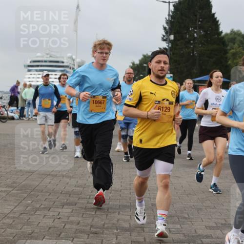 13.09.2026 - Kiel Lauf Andreas Tolksdorf http://msf.ph/oto/10408851 13.09.2026 10:00:35 Kiellinie 201, 10667, 10, 38, 6129, 3943 meine-sportfotos.de