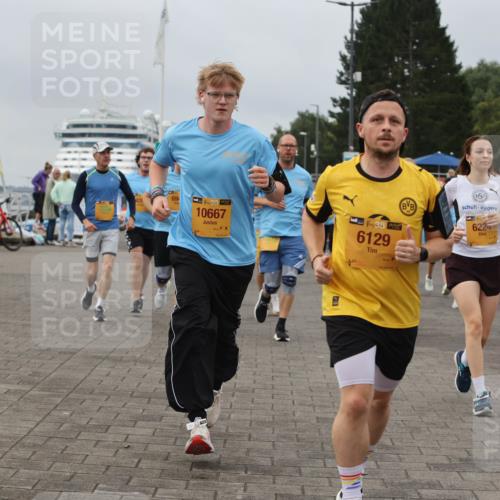 13.09.2026 - Kiel Lauf Andreas Tolksdorf http://msf.ph/oto/10408864 13.09.2026 10:00:35 Kiellinie 421, 69, 38, 10667, 38, 6129, 6224, 38, 3943 meine-sportfotos.de
