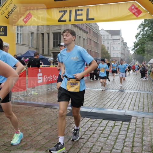 13.09.2026 - Kiel Lauf Yannick Fuchs http://msf.ph/oto/10408872 13.09.2026 10:36:47 Ziel 229, 2571, 2966, 4464, 4692, 6309, 7177, 7312, 8055, 8494, 8760, 9352, 9554, 11619, 11867, 12104, 1003, 1278, 1477, 1534, 1584, 1653, 2095, 2286, 2380, 2425, 2571, 4029, 4078, 4172, 5045, 5466, 5541, 5574, 6763, 7158, 7252, 7920, 8242, 8554, 8579, 8743, 8923, 9201, 10075, 10852, 11113, 11145, 12022, 388, 886, 990, 1211, 4928, 5331, 6671, 8099, 8162, 8390, 8391, 8792, 9289, 9657, 9901, 10317, 10608, 11101, 11883, 12545, 1003, 2541, 4971, 7920, 8224, 8579, 8743 meine-sportfotos.de