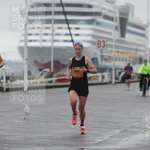 13.09.2026 - Kiel Lauf Andreas Tolksdorf http://msf.ph/oto/10408917 13.09.2026 11:41:40 Kiellinie 4114, 38, 805, 3 meine-sportfotos.de