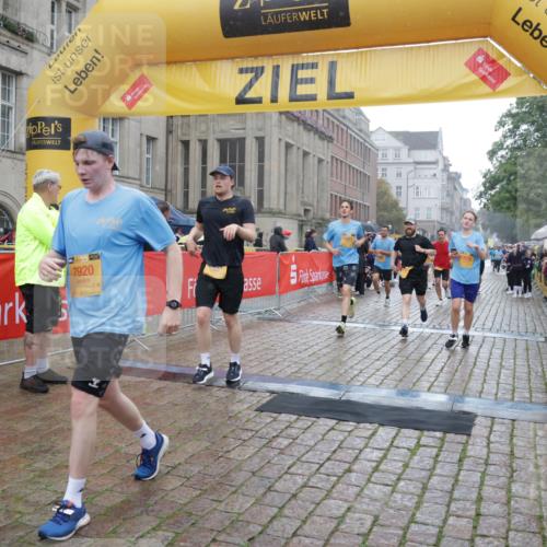 13.09.2026 - Kiel Lauf Yannick Fuchs http://msf.ph/oto/10408923 13.09.2026 10:36:53 Ziel 229, 1211, 4464, 4928, 8055, 8099, 8760, 9289, 9352, 9657, 10317, 10608, 11619, 11867, 12104, 1278, 1477, 1534, 1584, 1653, 2095, 2286, 2380, 2425, 2571, 2966, 4029, 4078, 4172, 4692, 5045, 5466, 5541, 5574, 6309, 6763, 7158, 7177, 7252, 7312, 8242, 8494, 8923, 9201, 9352, 9554, 10852, 11113, 11145, 388, 886, 990, 5331, 5471, 6671, 7987, 8162, 8390, 8391, 8463, 8792, 9901, 11101, 11883, 11911, 12311, 12314, 12545, 1003, 1477, 1653, 4078, 4971, 7920, 8554, 8579, 8743 meine-sportfotos.de