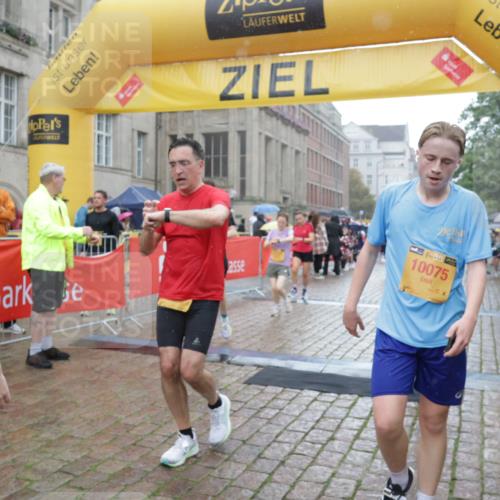 13.09.2026 - Kiel Lauf Yannick Fuchs http://msf.ph/oto/10408957 13.09.2026 10:36:57 Ziel 990, 1211, 4464, 4928, 8055, 8099, 8390, 8391, 8760, 9289, 9657, 10317, 10608, 11619, 11867, 229, 1278, 1534, 1584, 2095, 2286, 2380, 2425, 2571, 2966, 4029, 4692, 5045, 5466, 5541, 5574, 6309, 6763, 7177, 7252, 7312, 8242, 8494, 8760, 8923, 9352, 9554, 10852, 11113, 11619, 12104, 388, 886, 1217, 1313, 2601, 5331, 5471, 6671, 6720, 7729, 7987, 8026, 8162, 8463, 8792, 9901, 11101, 11883, 11911, 12311, 12314, 12545, 12742, 1477, 1653, 2286, 4078, 7920, 8554 meine-sportfotos.de