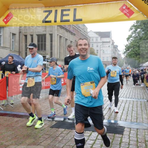 13.09.2026 - Kiel Lauf Yannick Fuchs http://msf.ph/oto/10409009 13.09.2026 10:37:02 Ziel 388, 886, 990, 1211, 4928, 5331, 6671, 8099, 8162, 8390, 8391, 8792, 9289, 9657, 9901, 10317, 10608, 11101, 11883, 12545, 229, 1534, 1584, 2095, 2380, 2425, 2571, 2966, 4464, 4692, 5045, 5541, 5574, 6309, 7177, 7312, 8055, 8242, 8494, 8760, 9352, 9554, 11113, 11619, 11867, 12104, 176, 595, 1142, 1217, 1313, 2601, 2925, 5471, 6720, 7640, 7729, 7987, 8026, 8463, 8515, 8628, 9208, 9435, 9977, 11748, 11911, 12311, 12314, 12742, 1278, 1477, 2286, 2380, 2425 meine-sportfotos.de