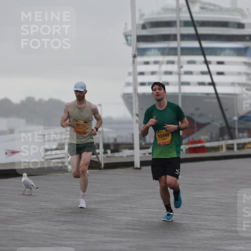 13.09.2026 - Kiel Lauf Andreas Tolksdorf http://msf.ph/oto/10409061 13.09.2026 11:41:56 Kiellinie 9575, 12449, 3 meine-sportfotos.de