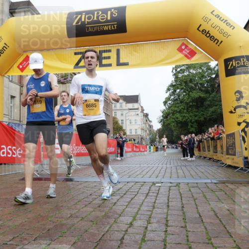 13.09.2026 - Kiel Lauf Yannick Fuchs http://msf.ph/oto/10409111 13.09.2026 09:31:38 Ziel 1519, 2409, 5339, 6685, 1515, 12703 meine-sportfotos.de