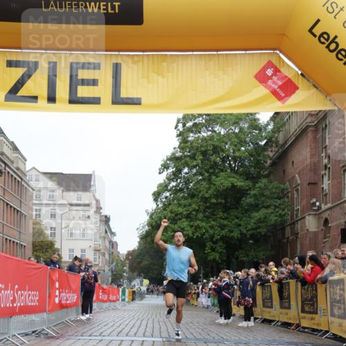13.09.2026 - Kiel Lauf Yannick Fuchs http://msf.ph/oto/10409185 13.09.2026 09:32:20 Ziel 11683, 1515, 41, 44, 7958, 1515, 2409 meine-sportfotos.de