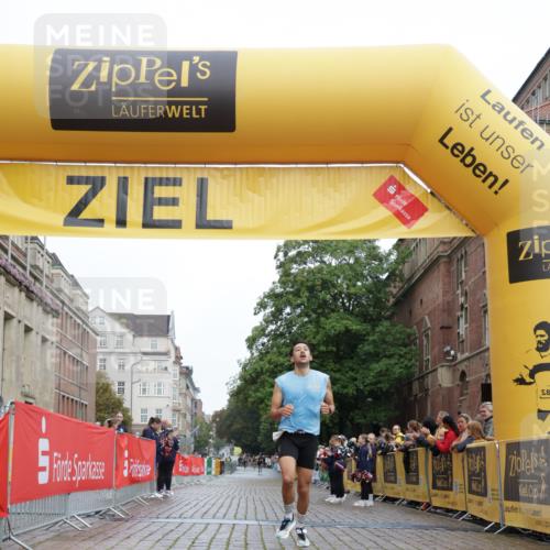 13.09.2026 - Kiel Lauf Yannick Fuchs http://msf.ph/oto/10409198 13.09.2026 09:32:21 Ziel 11683, 41, 44, 7958, 1515, 2409 meine-sportfotos.de