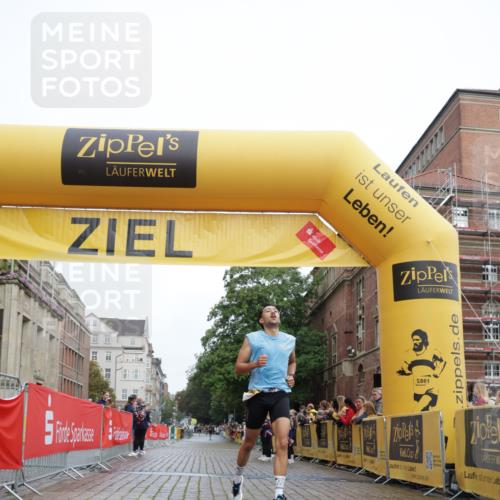 13.09.2026 - Kiel Lauf Yannick Fuchs http://msf.ph/oto/10409207 13.09.2026 09:32:21 Ziel 11683, 41, 44, 7958, 1515, 2409 meine-sportfotos.de