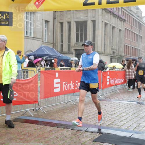 13.09.2026 - Kiel Lauf Yannick Fuchs http://msf.ph/oto/10409219 13.09.2026 10:37:20 Ziel 176, 595, 1142, 1217, 1313, 1479, 2601, 2925, 5471, 6720, 7640, 7729, 7987, 8026, 8463, 8515, 8628, 8820, 9208, 9435, 9540, 9977, 11748, 11911, 12311, 12314, 12742, 229, 388, 886, 990, 1211, 4464, 4928, 5331, 5471, 6671, 8055, 8099, 8162, 8390, 8391, 8760, 8792, 9289, 9657, 9901, 10317, 10608, 11101, 11619, 11867, 11883, 11911, 12104, 12311, 12314, 12545, 3028, 3137, 3981, 4375, 4521, 4877, 5262, 5850, 6511, 6705, 6796, 7129, 7355, 8146, 8567, 10393, 10952, 11685, 229 meine-sportfotos.de