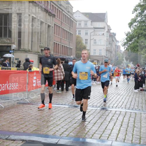 13.09.2026 - Kiel Lauf Yannick Fuchs http://msf.ph/oto/10409236 13.09.2026 10:37:21 Ziel 176, 595, 1142, 1217, 1313, 1479, 2601, 2925, 3137, 5262, 6720, 7640, 7729, 7987, 8026, 8463, 8515, 8628, 8820, 9208, 9435, 9540, 9977, 11748, 12742, 388, 886, 990, 1211, 4464, 4928, 5331, 5471, 6671, 8055, 8099, 8162, 8390, 8391, 8760, 8792, 9289, 9657, 9901, 10317, 10608, 11101, 11619, 11867, 11883, 11911, 12311, 12314, 12545, 1707, 3028, 3981, 4375, 4521, 4877, 5850, 6133, 6511, 6705, 6796, 7129, 7355, 8146, 8567, 10393, 10952, 11685, 229 meine-sportfotos.de
