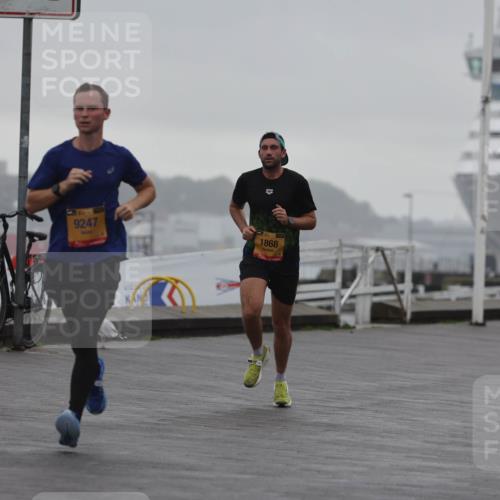 13.09.2026 - Kiel Lauf Andreas Tolksdorf http://msf.ph/oto/10409256 13.09.2026 11:42:06 Kiellinie 9247, 5, 39, 1868 meine-sportfotos.de
