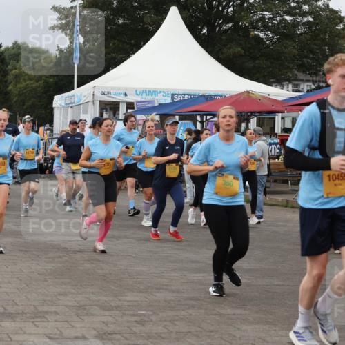 13.09.2026 - Kiel Lauf Andreas Tolksdorf http://msf.ph/oto/10409275 13.09.2026 10:00:49 Kiellinie 12213, 10469, 11718, 170, 2174, 350, 10455 meine-sportfotos.de