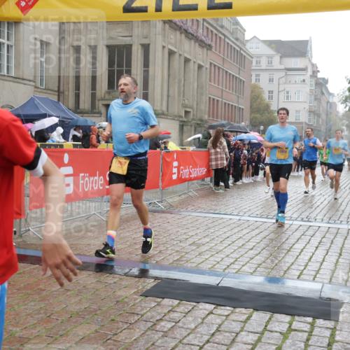 13.09.2026 - Kiel Lauf Yannick Fuchs http://msf.ph/oto/10409297 13.09.2026 10:37:28 Ziel 176, 595, 1142, 1479, 2925, 3028, 3137, 3981, 4375, 4521, 4877, 5262, 6705, 7640, 8146, 8515, 8567, 8628, 8820, 9208, 9435, 9540, 9977, 10393, 11685, 11748, 388, 886, 990, 1211, 1217, 1313, 2601, 4928, 5331, 5471, 6671, 6720, 7640, 7729, 7987, 8026, 8099, 8162, 8390, 8391, 8463, 8792, 9289, 9435, 9657, 9901, 10317, 10608, 11101, 11883, 11911, 12311, 12314, 12545, 12742, 453, 1041, 1700, 1707, 3860, 5357, 5429, 5850, 6133, 6230, 6511, 6796, 7129, 7355, 7732, 10952 meine-sportfotos.de