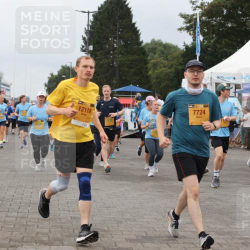 13.09.2026 - Kiel Lauf Andreas Tolksdorf http://msf.ph/oto/10409334 13.09.2026 10:00:51 Kiellinie 12118, 9275, 38, 7724, 11 meine-sportfotos.de