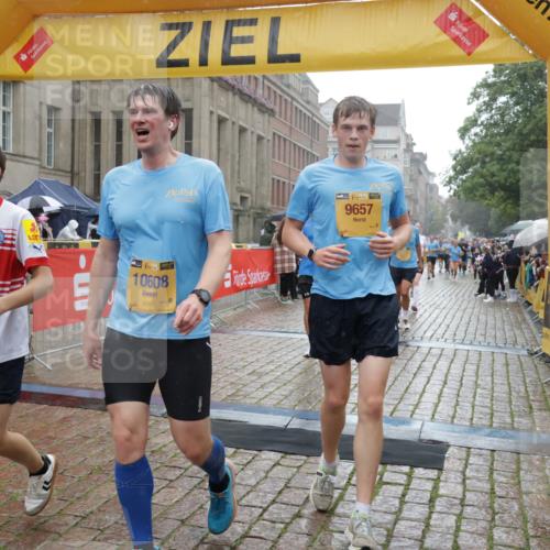 13.09.2026 - Kiel Lauf Yannick Fuchs http://msf.ph/oto/10409336 13.09.2026 10:37:31 Ziel 176, 595, 1479, 3028, 3137, 3981, 4375, 4521, 4877, 5262, 6705, 6796, 8146, 8515, 8567, 8820, 9540, 10393, 10952, 11685, 388, 595, 886, 990, 1142, 1211, 1217, 1313, 2601, 2925, 4928, 5331, 5471, 6671, 6720, 7640, 7729, 7987, 8026, 8162, 8390, 8391, 8463, 8628, 8792, 9208, 9289, 9435, 9901, 9977, 10317, 11101, 11748, 11883, 11911, 12311, 12314, 12545, 12742, 453, 1041, 1481, 1700, 1707, 3860, 4255, 4540, 5357, 5429, 5850, 6133, 6230, 6511, 7129, 7355, 7732 meine-sportfotos.de