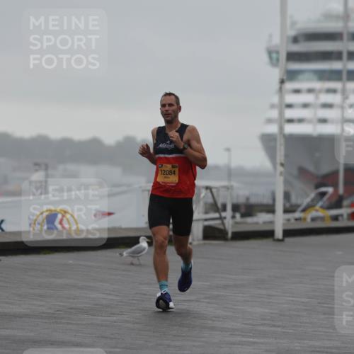 13.09.2026 - Kiel Lauf Andreas Tolksdorf http://msf.ph/oto/10409338 13.09.2026 11:42:14 Kiellinie 518394, 12084, 12449 meine-sportfotos.de