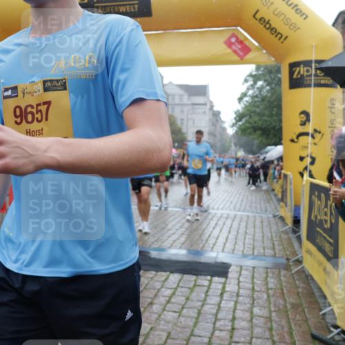 13.09.2026 - Kiel Lauf Yannick Fuchs http://msf.ph/oto/10409352 13.09.2026 10:37:33 Ziel 1479, 3028, 3137, 3981, 4375, 4521, 4877, 5262, 6511, 6705, 6796, 7129, 7355, 8146, 8567, 8820, 9540, 10393, 10952, 11685, 176, 388, 595, 886, 990, 1142, 1217, 1313, 2601, 2925, 4928, 5331, 5471, 6671, 6720, 7640, 7729, 7987, 8026, 8162, 8390, 8391, 8463, 8515, 8628, 8792, 8820, 9208, 9289, 9435, 9540, 9901, 9977, 11101, 11748, 11883, 11911, 12311, 12314, 12545, 12742, 228, 453, 1041, 1481, 1700, 1707, 2361, 3860, 4255, 4540, 5357, 5429, 5831, 5850, 6133, 6230, 7732 meine-sportfotos.de