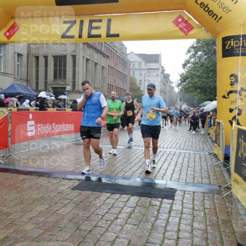 13.09.2026 - Kiel Lauf Yannick Fuchs http://msf.ph/oto/10409365 13.09.2026 10:37:33 Ziel 1479, 3028, 3137, 3981, 4375, 4521, 4877, 5262, 6511, 6705, 6796, 7129, 7355, 8146, 8567, 8820, 9540, 10393, 10952, 11685, 176, 388, 595, 886, 990, 1142, 1217, 1313, 2601, 2925, 4928, 5331, 5471, 6671, 6720, 7640, 7729, 7987, 8026, 8162, 8390, 8391, 8463, 8515, 8628, 8792, 8820, 9208, 9289, 9435, 9540, 9901, 9977, 11101, 11748, 11883, 11911, 12311, 12314, 12545, 12742, 228, 453, 1041, 1481, 1700, 1707, 2361, 3860, 4255, 4540, 5357, 5429, 5831, 5850, 6133, 6230, 7732 meine-sportfotos.de
