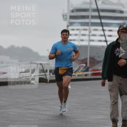 13.09.2026 - Kiel Lauf Andreas Tolksdorf http://msf.ph/oto/10409368 13.09.2026 11:42:17 Kiellinie 12448 meine-sportfotos.de