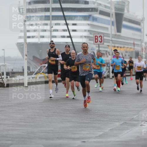 13.09.2026 - Kiel Lauf Andreas Tolksdorf http://msf.ph/oto/10409399 13.09.2026 11:42:26 Kiellinie 3366, 3, 7186, 12772, 1856, 2 meine-sportfotos.de