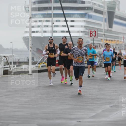 13.09.2026 - Kiel Lauf Andreas Tolksdorf http://msf.ph/oto/10409406 13.09.2026 11:42:26 Kiellinie 3366, 3, 21, 12772 meine-sportfotos.de