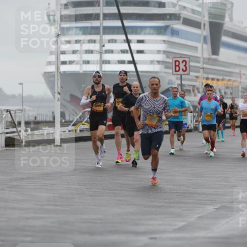 13.09.2026 - Kiel Lauf Andreas Tolksdorf http://msf.ph/oto/10409409 13.09.2026 11:42:26 Kiellinie 3366, 125, 3, 21, 1, 127725 meine-sportfotos.de