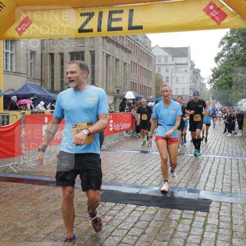 13.09.2026 - Kiel Lauf Yannick Fuchs http://msf.ph/oto/10409423 13.09.2026 10:37:40 Ziel 1707, 3028, 3981, 4375, 4521, 4877, 5850, 6133, 6230, 6511, 6705, 6796, 7129, 7355, 7732, 8146, 9138, 9431, 10393, 10952, 11685, 12424, 176, 388, 595, 886, 1142, 1217, 1313, 1479, 2601, 2925, 3137, 4375, 5262, 5331, 5471, 6671, 6720, 7640, 7729, 7987, 8026, 8146, 8463, 8515, 8567, 8628, 8792, 8820, 9208, 9435, 9540, 9901, 9977, 11101, 11685, 11748, 11911, 12311, 12314, 12545, 12742, 228, 453, 701, 1041, 1326, 1481, 1700, 2358, 2361, 3860, 4255, 4540, 5357, 5429, 5831, 5972 meine-sportfotos.de