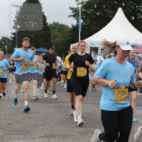 13.09.2026 - Kiel Lauf Andreas Tolksdorf http://msf.ph/oto/10409433 13.09.2026 10:00:55 Kiellinie 2000, 39, 8051, 139, 2796, 69 meine-sportfotos.de