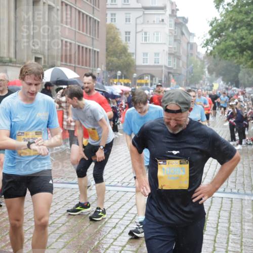 13.09.2026 - Kiel Lauf Yannick Fuchs http://msf.ph/oto/10409452 13.09.2026 10:38:09 Ziel 265, 861, 1193, 2275, 2538, 2792, 2897, 3566, 4009, 4226, 4465, 4832, 5048, 5122, 5972, 6463, 6675, 6769, 7682, 7830, 8560, 10439, 10849, 11168, 12313, 12674, 228, 453, 701, 1041, 1326, 1481, 1700, 1707, 2358, 2361, 3860, 4255, 4540, 5357, 5429, 5831, 5850, 6133, 6230, 6511, 6796, 6964, 7129, 7355, 7732, 7775, 8560, 9138, 9230, 9250, 9431, 10952, 12015, 12424, 1974, 2505, 3307, 4241, 4411, 5136, 5425, 5440, 5706, 5780, 6774, 7130, 7235, 8573, 9246, 9993, 3981 meine-sportfotos.de