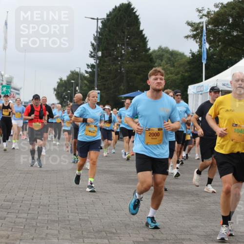 13.09.2026 - Kiel Lauf Andreas Tolksdorf http://msf.ph/oto/10409466 13.09.2026 10:00:56 Kiellinie 11308, 2000, 38, 10459, 80 meine-sportfotos.de