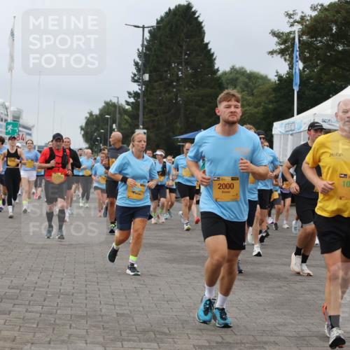13.09.2026 - Kiel Lauf Andreas Tolksdorf http://msf.ph/oto/10409469 13.09.2026 10:00:56 Kiellinie 38, 2000, 39, 10459 meine-sportfotos.de