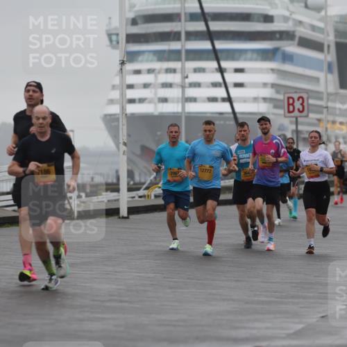 13.09.2026 - Kiel Lauf Andreas Tolksdorf http://msf.ph/oto/10409494 13.09.2026 11:42:29 Kiellinie 30, 12772, 7186, 3967, 3, 3645, 2 meine-sportfotos.de