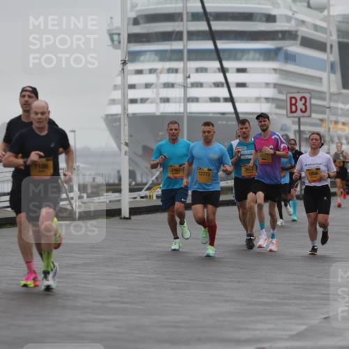 13.09.2026 - Kiel Lauf Andreas Tolksdorf http://msf.ph/oto/10409497 13.09.2026 11:42:30 Kiellinie 7186, 3967, 36, 12772, 3, 1856, 8, 2 meine-sportfotos.de