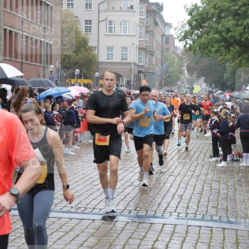 13.09.2026 - Kiel Lauf Yannick Fuchs http://msf.ph/oto/10409499 13.09.2026 10:38:17 Ziel 861, 1193, 2275, 2897, 3307, 4009, 4411, 4465, 5048, 5122, 5136, 5425, 5706, 6463, 6769, 6774, 7130, 7682, 7830, 8573, 9993, 10439, 10849, 10959, 12276, 12313, 12674, 12776, 228, 265, 453, 701, 1041, 1326, 1481, 1700, 2358, 2361, 2538, 2792, 3566, 3860, 4226, 4255, 4540, 4832, 5357, 5429, 5831, 5972, 6230, 6675, 6964, 7732, 7775, 7830, 8560, 9138, 9230, 9250, 9431, 11168, 12015, 69, 197, 1192, 1974, 2505, 4052, 4241, 4514, 4659, 5440, 5780, 5982, 7235, 9246 meine-sportfotos.de