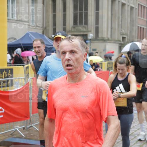 13.09.2026 - Kiel Lauf Yannick Fuchs http://msf.ph/oto/10409504 13.09.2026 10:38:18 Ziel 861, 1193, 2275, 2897, 3307, 4009, 4411, 4465, 5048, 5122, 5136, 5425, 5440, 5706, 6463, 6769, 6774, 7130, 7682, 8573, 9993, 10044, 10439, 10849, 10959, 11303, 12276, 12313, 12674, 12776, 228, 265, 453, 701, 861, 1041, 1326, 1481, 1700, 2358, 2361, 2538, 2792, 3566, 3860, 4226, 4255, 4540, 4832, 5357, 5429, 5831, 5972, 6675, 6964, 7732, 7775, 7830, 8560, 9138, 9230, 9250, 9431, 11168, 12015, 69, 197, 1192, 1974, 2505, 4052, 4241, 4514, 4659, 5780, 5982, 7235, 9246 meine-sportfotos.de