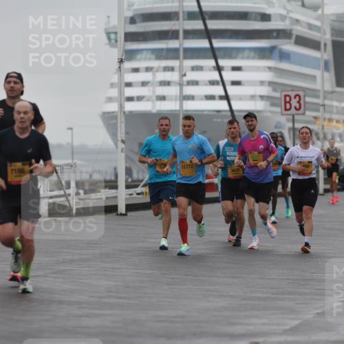 13.09.2026 - Kiel Lauf Andreas Tolksdorf http://msf.ph/oto/10409510 13.09.2026 11:42:30 Kiellinie 396, 7186, 12772, 3, 56, 3643, 2 meine-sportfotos.de