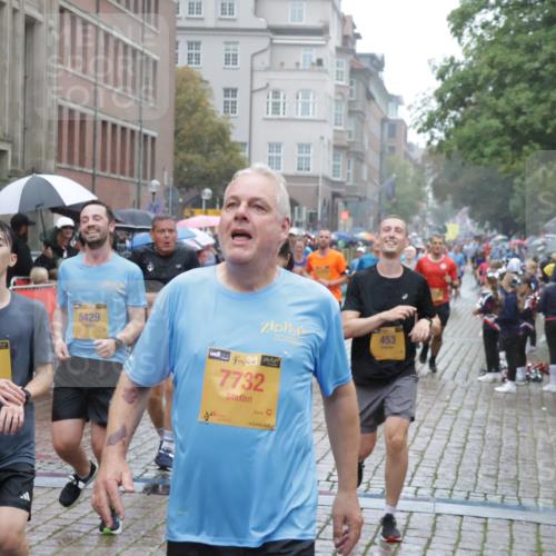 13.09.2026 - Kiel Lauf Yannick Fuchs http://msf.ph/oto/10409528 13.09.2026 10:38:21 Ziel 1974, 2275, 2897, 3307, 4009, 4411, 4465, 5048, 5136, 5425, 5440, 5706, 5780, 6774, 7130, 7235, 8573, 9246, 9993, 10044, 10439, 10849, 10959, 11303, 12276, 12366, 12674, 12776, 228, 265, 453, 701, 861, 1041, 1193, 1326, 1481, 1700, 2358, 2361, 2538, 2792, 3566, 3860, 4226, 4255, 4540, 4832, 5122, 5357, 5429, 5831, 5972, 6463, 6675, 6769, 6964, 7682, 7775, 7830, 8560, 9230, 9250, 11168, 12015, 12313, 69, 197, 1192, 2505, 4052, 4241, 4514, 4659, 5982 meine-sportfotos.de