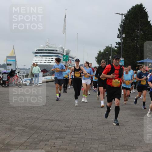 13.09.2026 - Kiel Lauf Andreas Tolksdorf http://msf.ph/oto/10409540 13.09.2026 10:00:59 Kiellinie 4, 12759, 11308, 715, 8822 meine-sportfotos.de