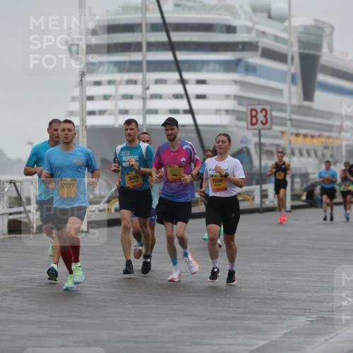 13.09.2026 - Kiel Lauf Andreas Tolksdorf http://msf.ph/oto/10409565 13.09.2026 11:42:31 Kiellinie 12772, 3643, 3637, 1856, 3 meine-sportfotos.de