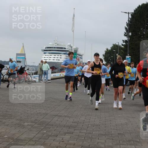13.09.2026 - Kiel Lauf Andreas Tolksdorf http://msf.ph/oto/10409572 13.09.2026 10:01:00 Kiellinie 12759, 1940, 17, 391, 11308 meine-sportfotos.de